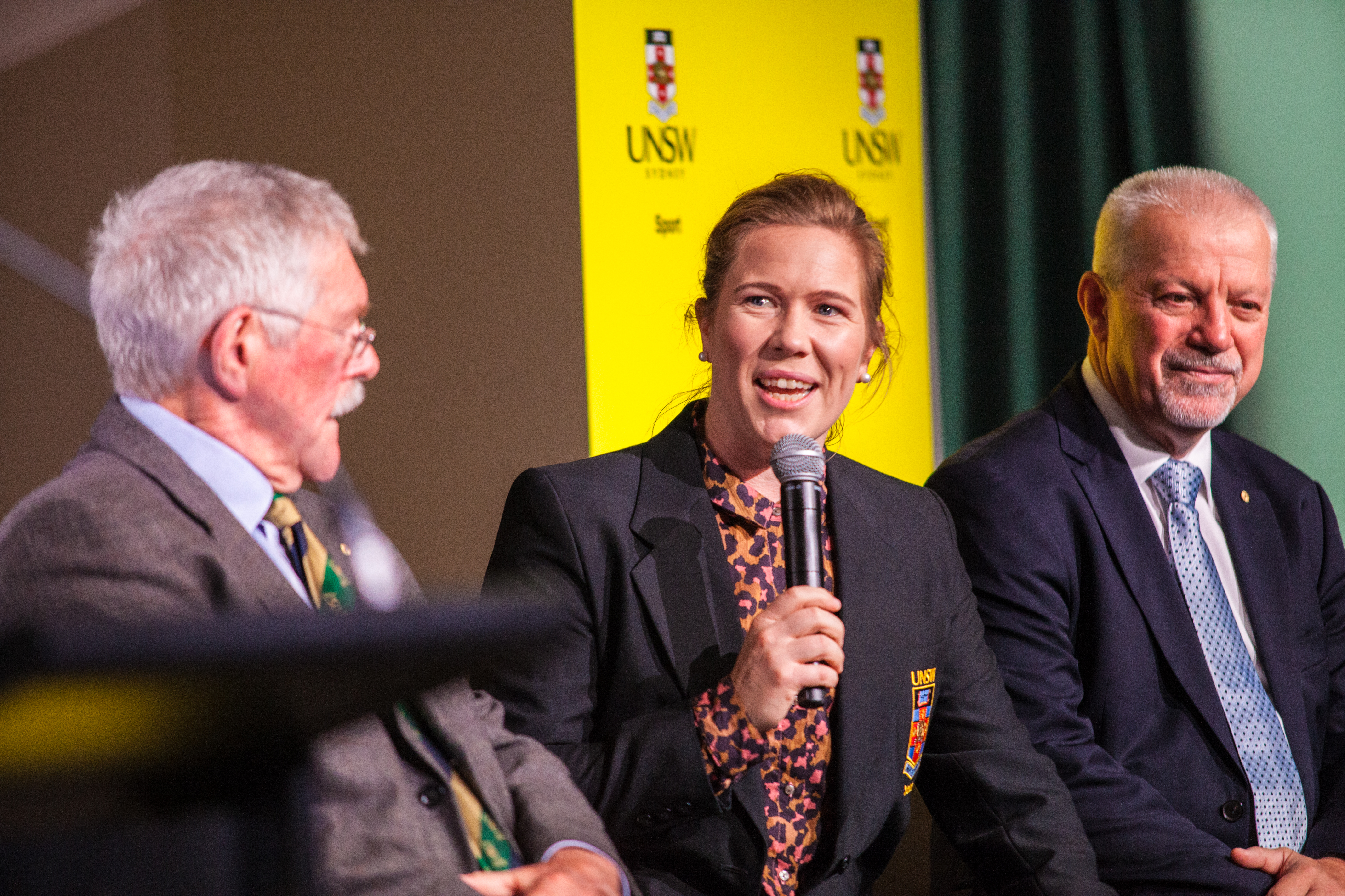 Alex Blackwell speaks at UNSW's Hall of Fame lunch in 2018.